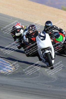 media/Feb-13-2022-SoCal Trackdays (Sun) [[c9210d39ca]]/Turn 10 (920am)/